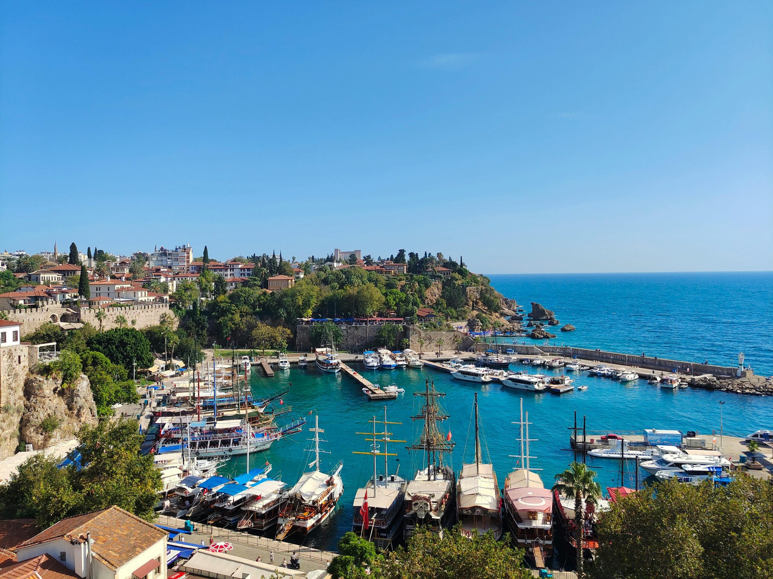 Antalya VIP Transfer – City & Intercity Private Chauffeur Service